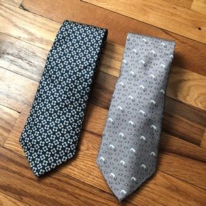 Two mens neck ties // Vineyard Vines & Pink